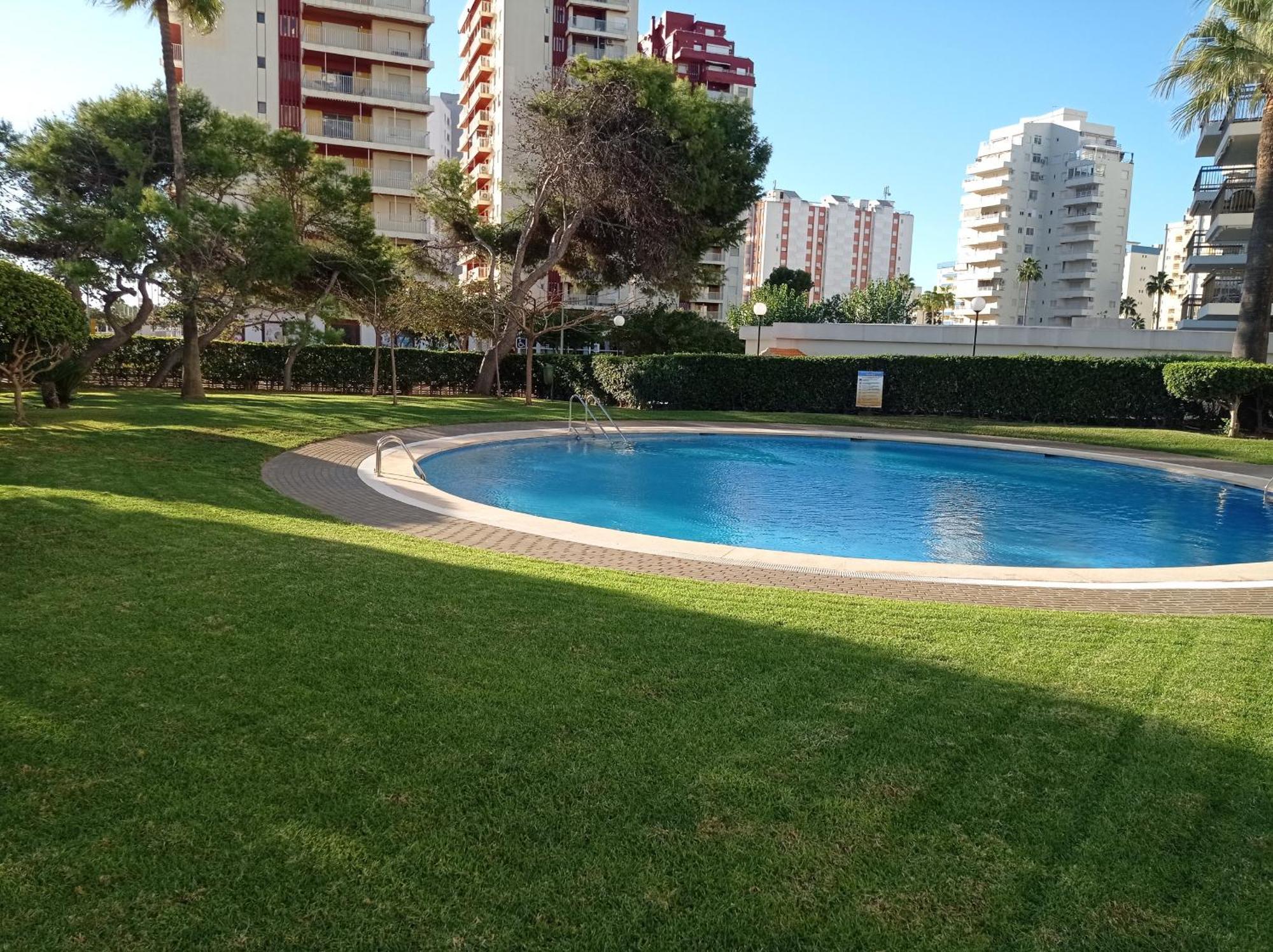 Manila Solo Familias Serviplaya Gandía Exterior photo